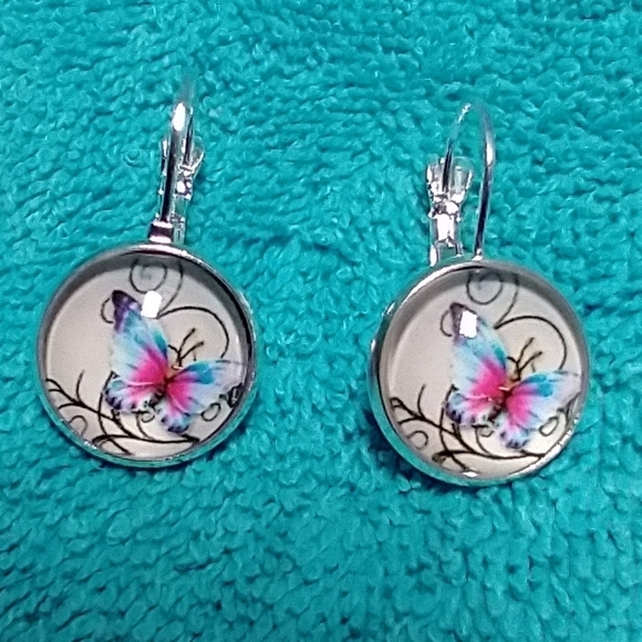 Silvertone butterfly wire pierced lever earrings - Picture 1 of 5